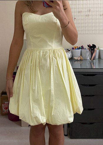 Sarı Straplez Piliseli Mezuniyet Elbisesi - Görsel 2