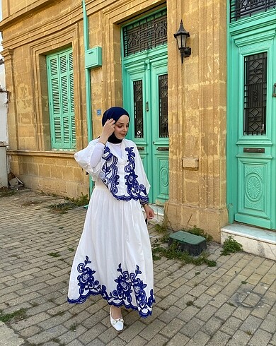 m Beden Zara Nakışlı Takım