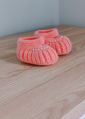 Nakışlı Pembe Örgü Kız Bebek Patik - Görsel 3