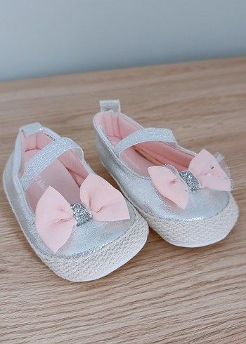 Kız Çocuk Beyaz Fiyonklu Babet Ayakkabı - Görsel 2