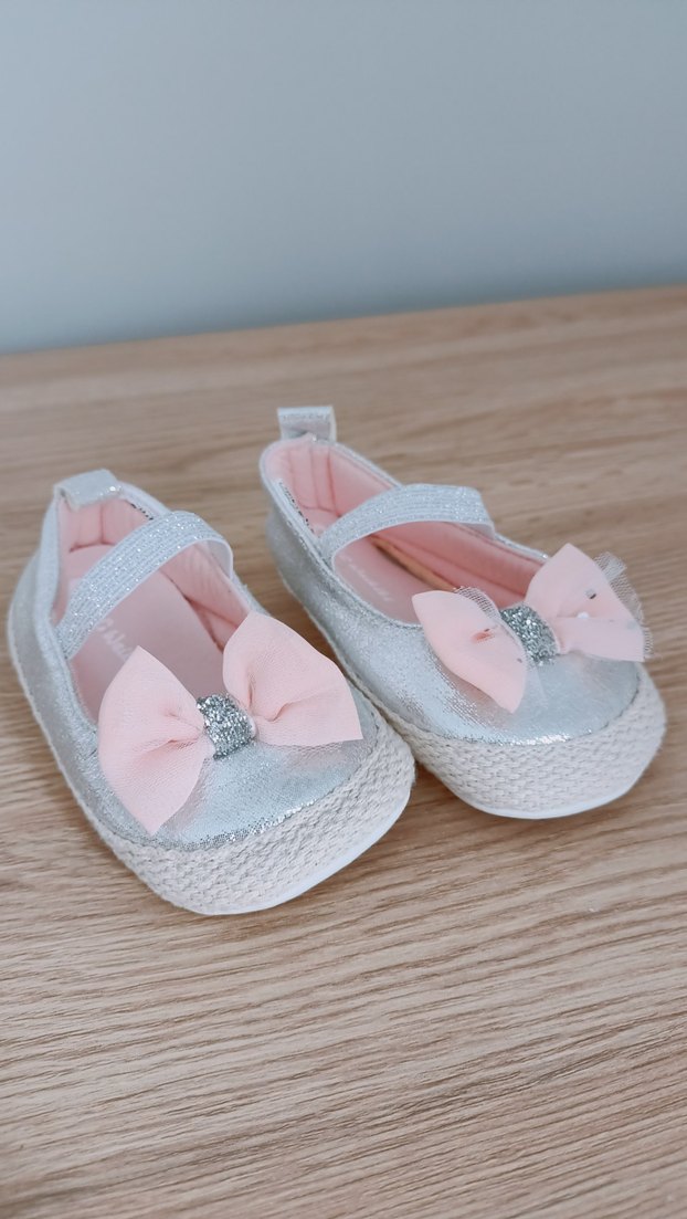 Kız Çocuk Beyaz Fiyonklu Babet Ayakkabı - Görsel 2