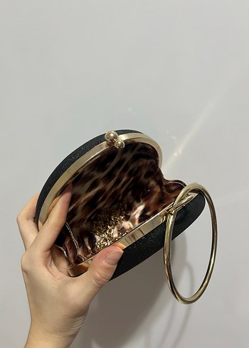 Zincir Detaylı Siyah Yılan Desenli Kadın Portföy Çanta - Görsel 4