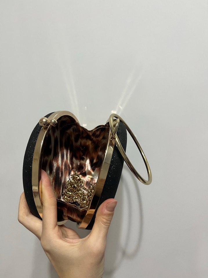 Zincir Detaylı Siyah Yılan Desenli Kadın Portföy Çanta - Görsel 3