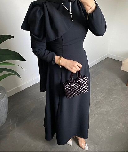 Siyah abiye elbise + 2,5 metre sifon şal dahil
