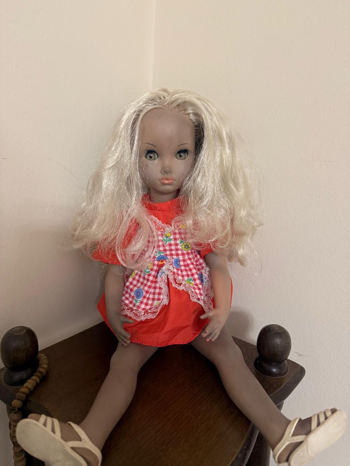 Sarı Saçlı Kırmızı Elbiseli Bebek furga bebek - Görsel 5