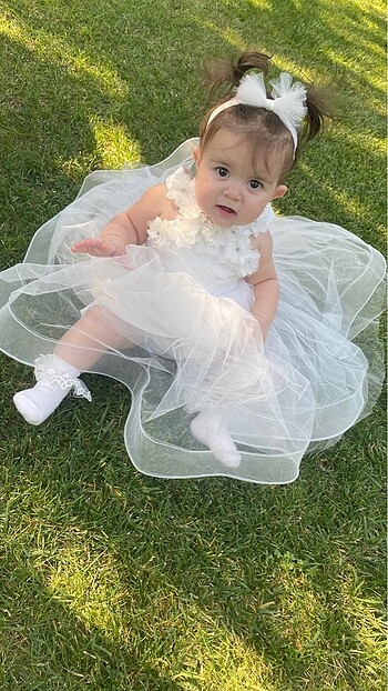 Bebek elbisesi