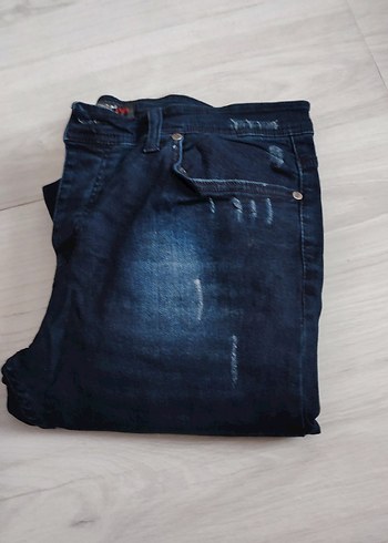 Diğer Tanesi 400 Tl Koyu Mavi Yikamali Denim Jean