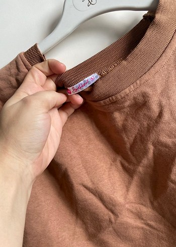 Bej Kolsuz Tişört - Görsel 3