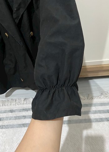 Düğmeli Siyah Keten Midi Trençkot - Görsel 2