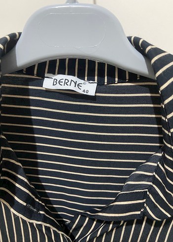 Düğmeli Siyah Çizgili Kadın Gömlek - Görsel 2