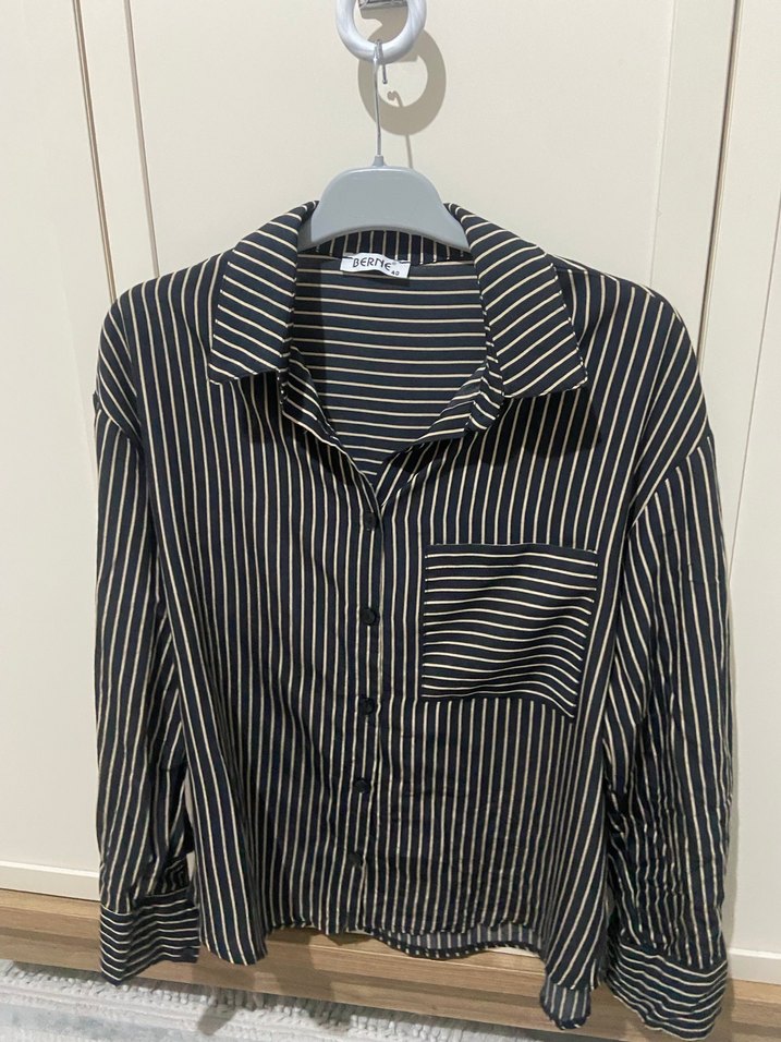 Düğmeli Siyah Çizgili Kadın Gömlek - Görsel 5