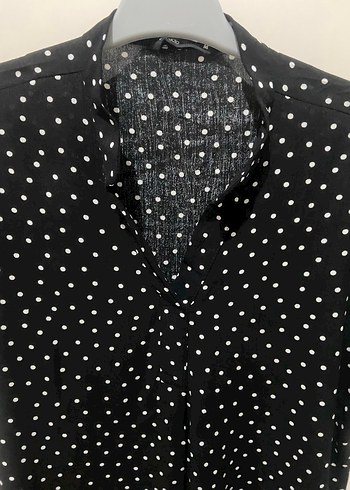 Siyah Puantiyeli V Yakalı Kadın Bluz - Görsel 2