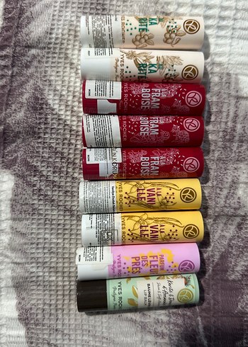 Yves rocher Çok Renkli Hafif Dudak Parlatıcı adet fiyatıdır - Görsel 2