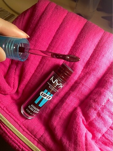 NYX NYX LIP IV NO 15 WATER ?BOUT WINE?