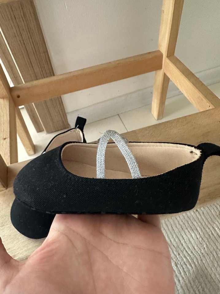 13 numara Kız Çocuk Siyah Lastikli Bale Ayakkabısı - Görsel 4