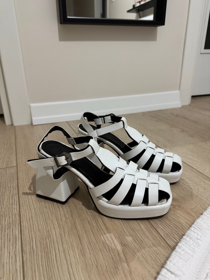 Beyaz Platform Topuklu Kadın Sandalet - Görsel 3