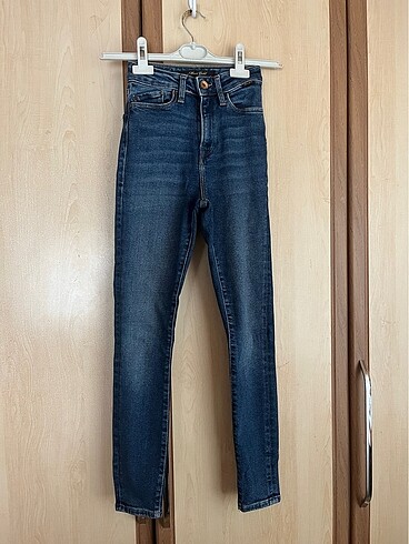 Serenay gold jean