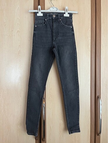 Bershka gri jean