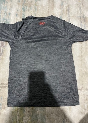 Under Armour Gri Kısa Kollu Tişört - Görsel 3