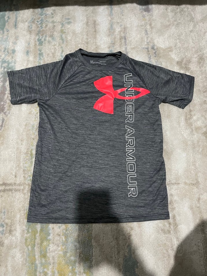 Under Armour Gri Kısa Kollu Tişört - Görsel 4