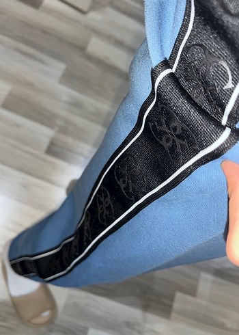 Guess eşofman - Görsel 3