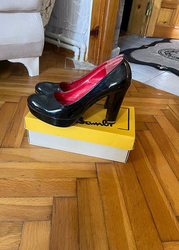 Siyah Parlak Platform Topuklu Kadın Ayakkabı - Görsel 6