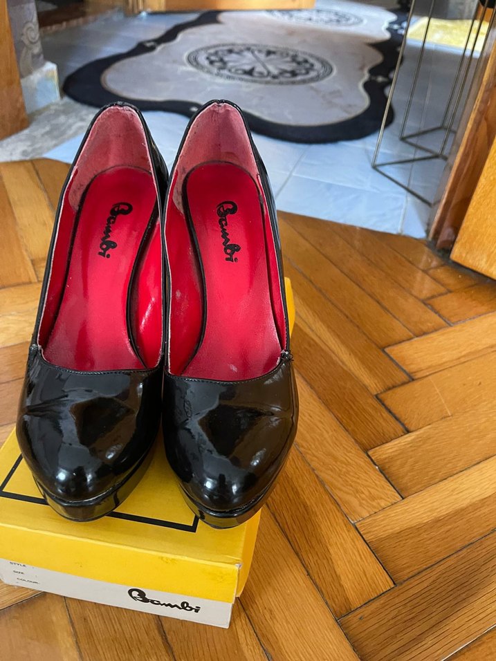 Siyah Parlak Platform Topuklu Kadın Ayakkabı - Görsel 4