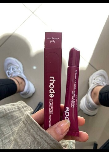 Rhode liptint 