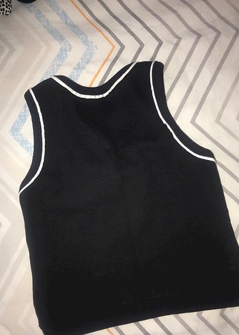 Siyah Baskılı Mini Sporcu Üstü - Görsel 3