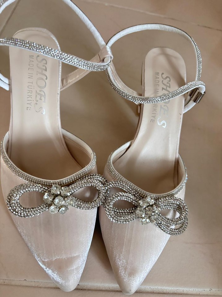 krem Yüksek Topuklu Düğün Ayakkabısı Fiyonklu - Görsel 4