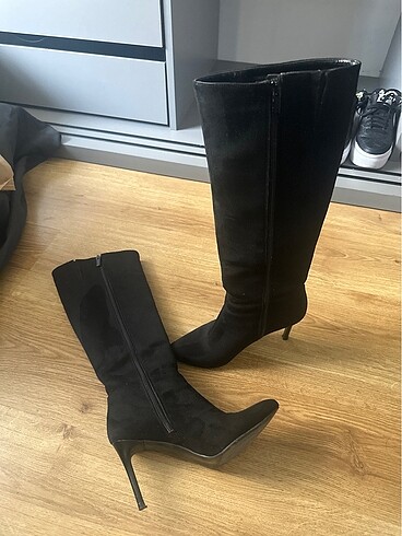 36 Beden siyah Renk Nine West Siyah topuklu çizme