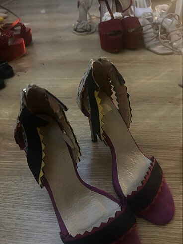 Renkli topuklu - Görsel 5