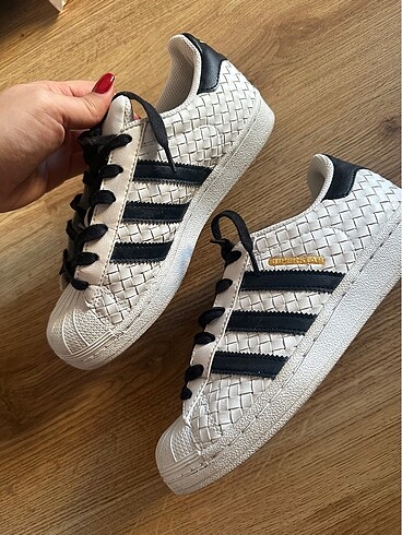 36 Beden beyaz Renk Adidas süperstar