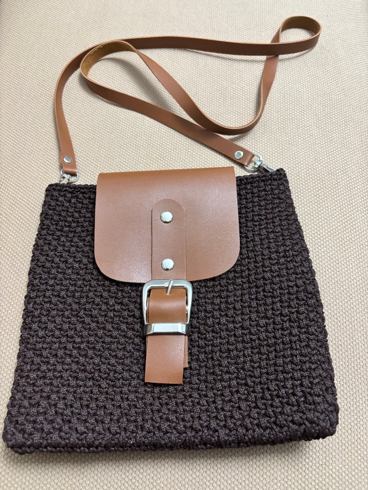 Deri kapaklı,Kilit Tokalı Örgü Kadın Çapraz Çanta - Görsel 2