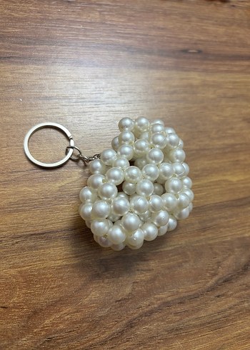 İnci Boncuklu Beyaz Kalp Anahtarlık - Görsel 3