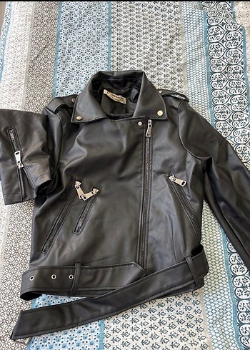 Kadın Siyah Deri Biker Ceket