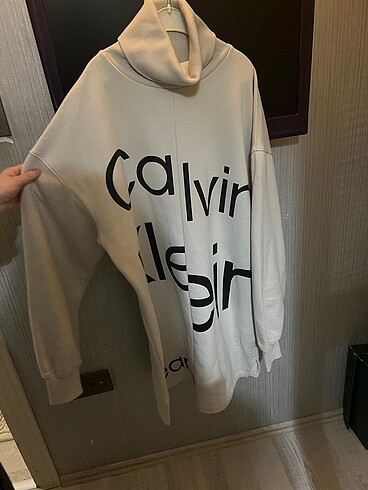 m Beden ten rengi Renk Calvin klein sweat çok az giyilmiş