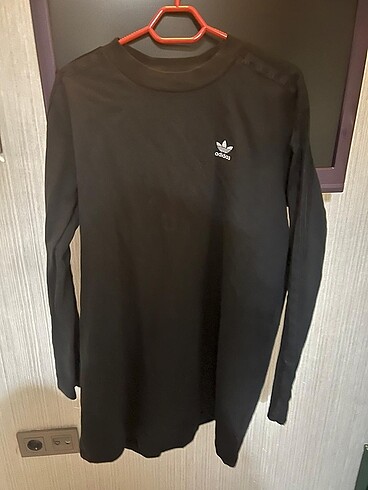 Adidas sweatshirt