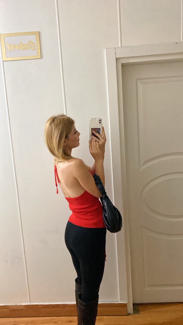 Kırmızı Kemerli Halter Yaka Kadın Süveter - Görsel 2