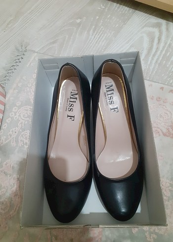 38 Beden Miss F Siyah Rugan Topuklu Kadın Stiletto