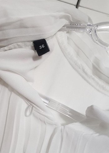 Beyaz Piliseli Tesettür Elbise Yüksek Yaka - Görsel 6