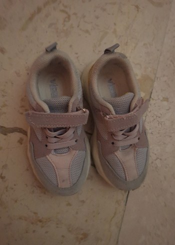 Kız Çocuk Bej Gri Cırtcırtlı Spor Ayakkabı - Görsel 2