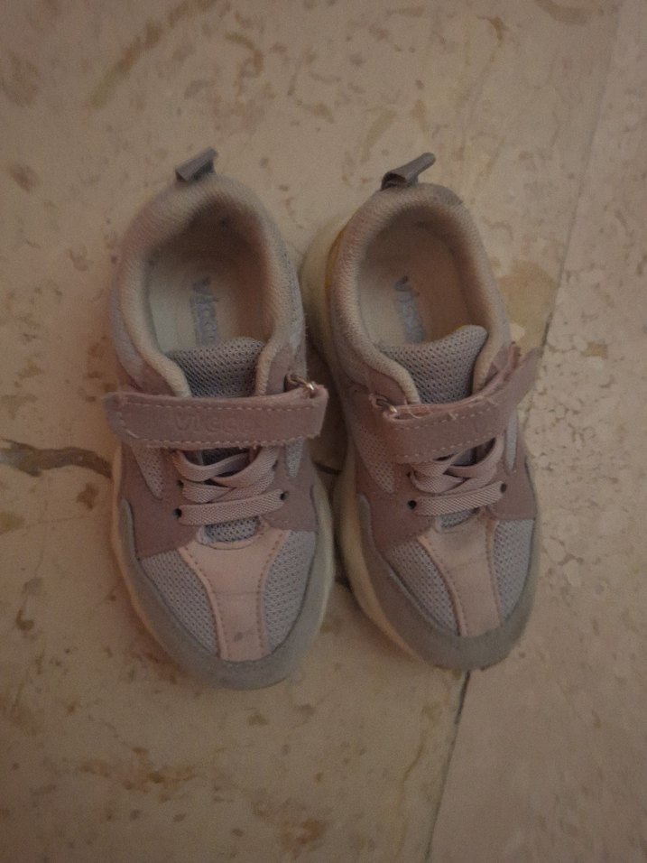 Kız Çocuk Bej Gri Cırtcırtlı Spor Ayakkabı - Görsel 2