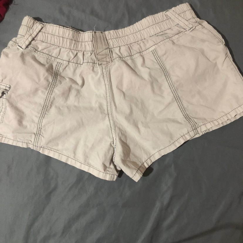 BDG Bej Mini Keten Şort - Görsel 2