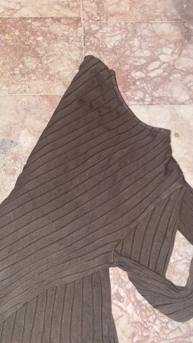 Düğmeli hali V Yaka bluz - Görsel 3