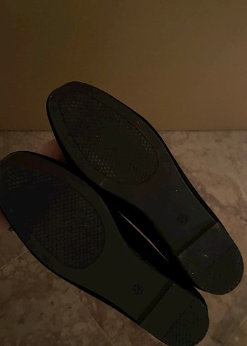 Klasik Altın Tokalı Kadın Süet Babet - Görsel 4