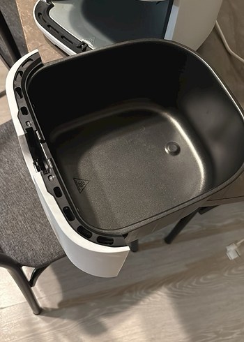 YUI Beyaz Hava Fritözü - Görsel 2