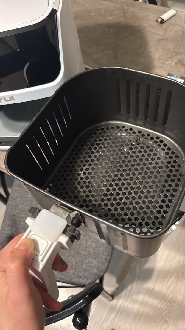 YUI Beyaz Hava Fritözü - Görsel 3