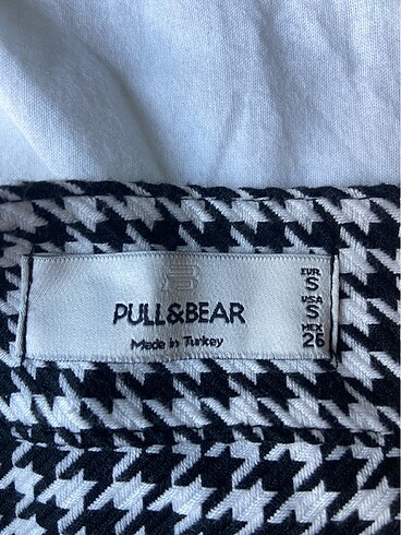s Beden Pullbear şortlu etek