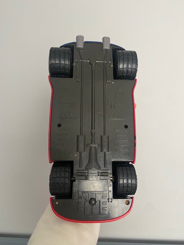 Kırmızı Örümcek Adam Temalı Oyuncak Araba - Görsel 4